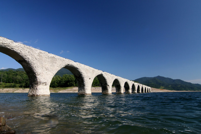 Taushubetsu River Bridge